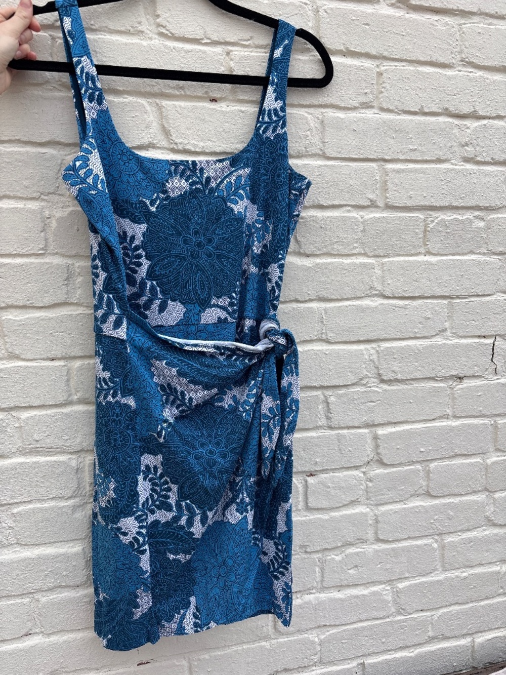 LOFT Petite Blue Floral Print Wrap casual summer date out Dress Size 2
